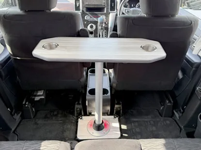 センターテーブル