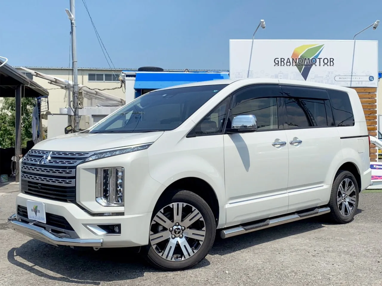 デリカD:5「Dキャンパー」新型デリカD:5：ホワイト